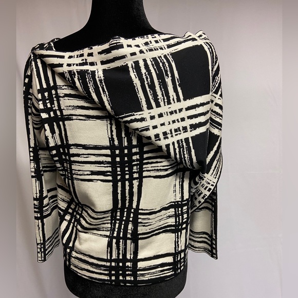 Graphic Balenciaga Knit Top - Picture 4 of 6